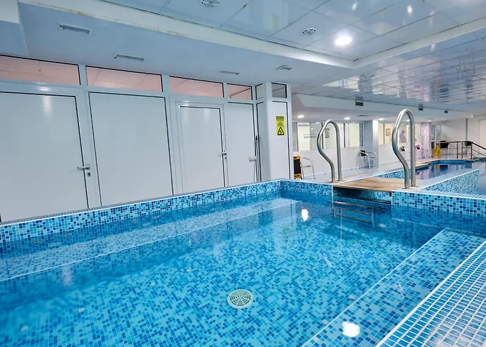 فندق Constantzia Balneohotel كوستينيتس